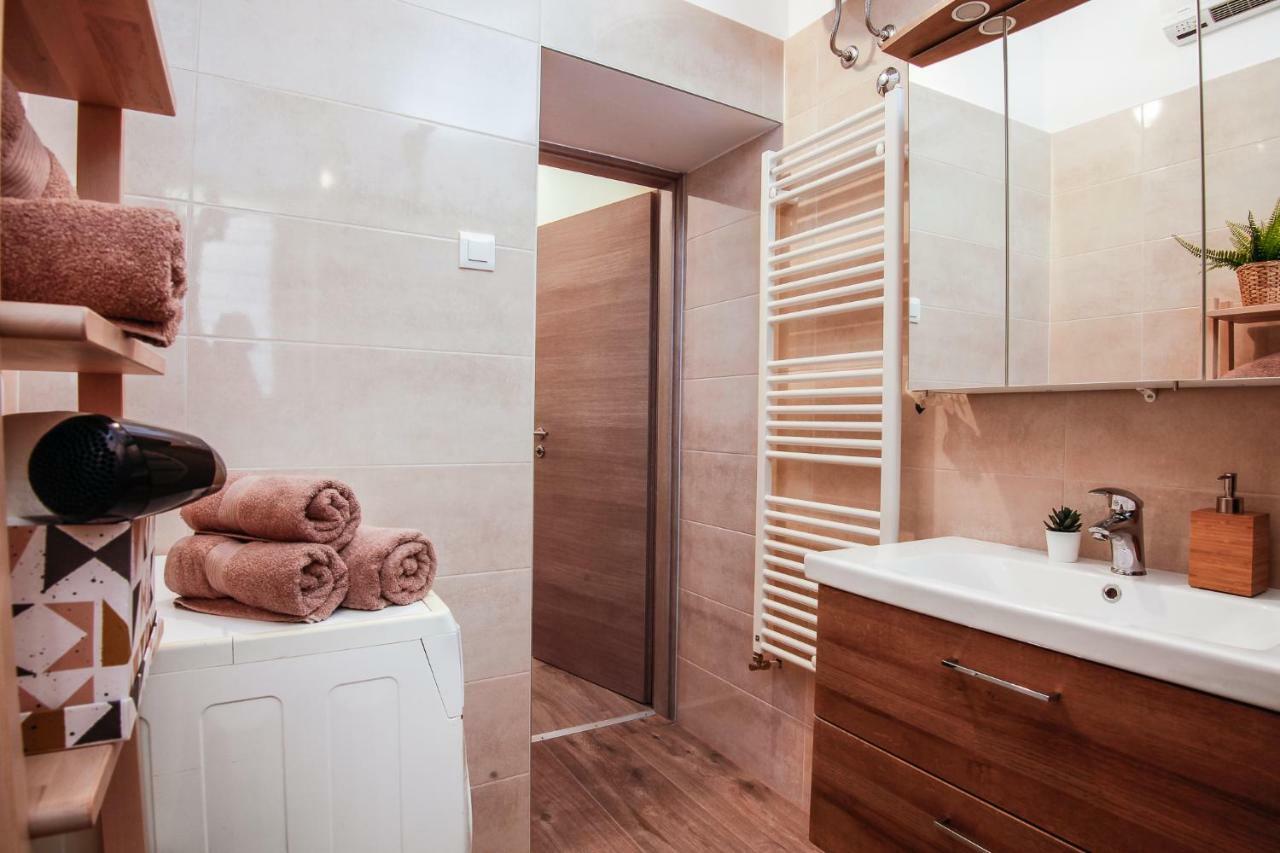 Apartment Kensi*** Пула Екстер'єр фото