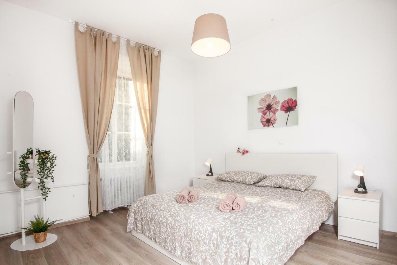 Apartment Kensi*** Пула Екстер'єр фото