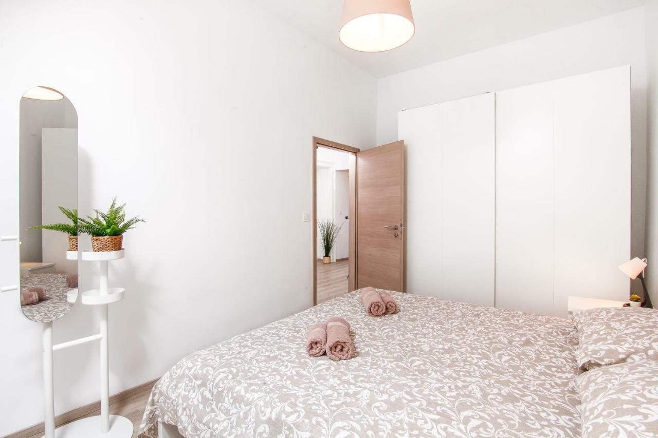 Apartment Kensi*** Пула Екстер'єр фото